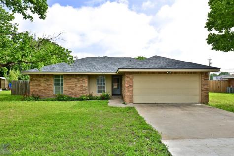 416 S 2nd Street Clyde TX 79510