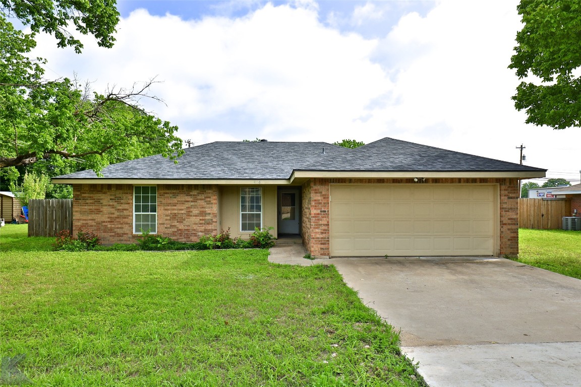 416 S 2nd Street Clyde TX 79510