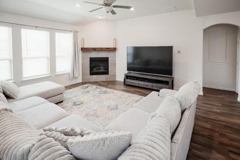 1306 Crossvine Drive Anna TX 75409