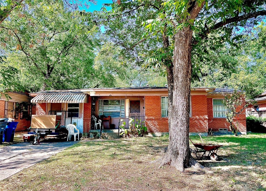 3115 Mayhew Drive Dallas TX 75228