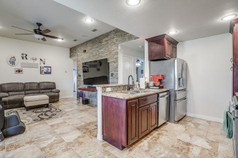 206 King George Way Ponder TX 76259