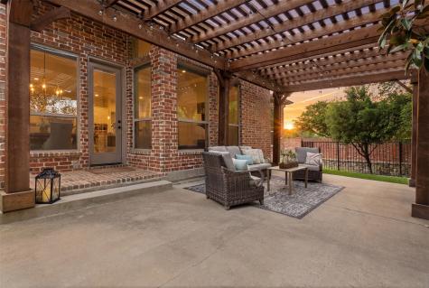 2131 N Hill Drive Irving TX 75038