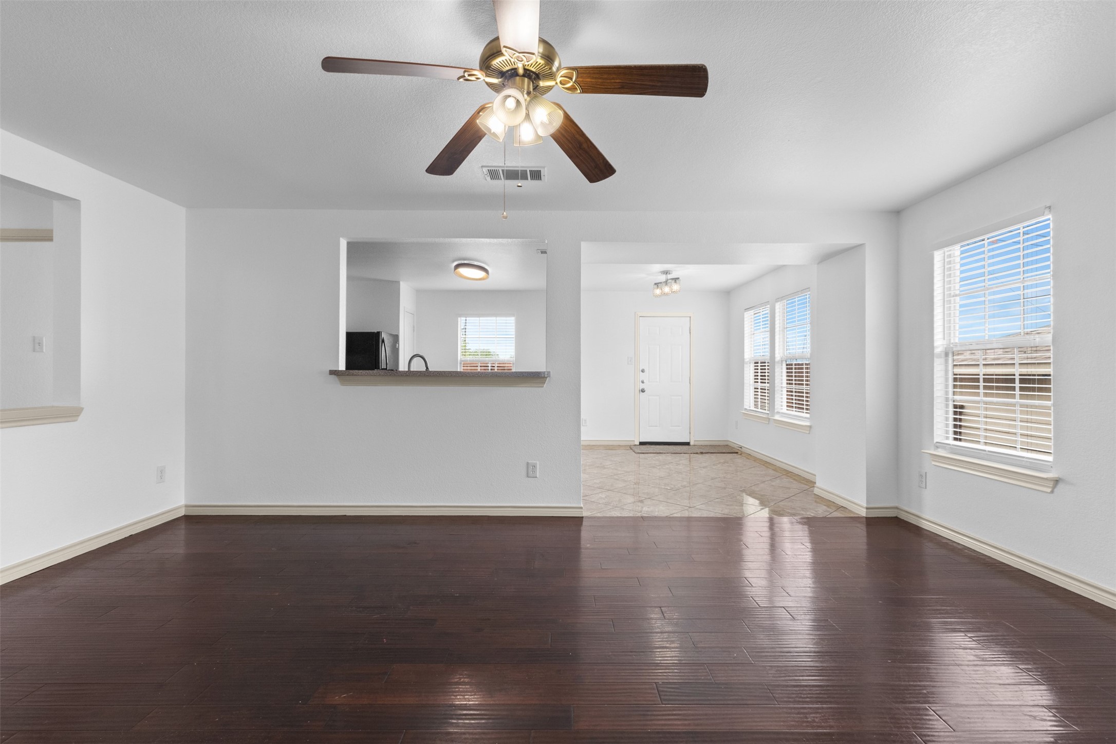 6163 Balcony Lane Dallas TX 75241