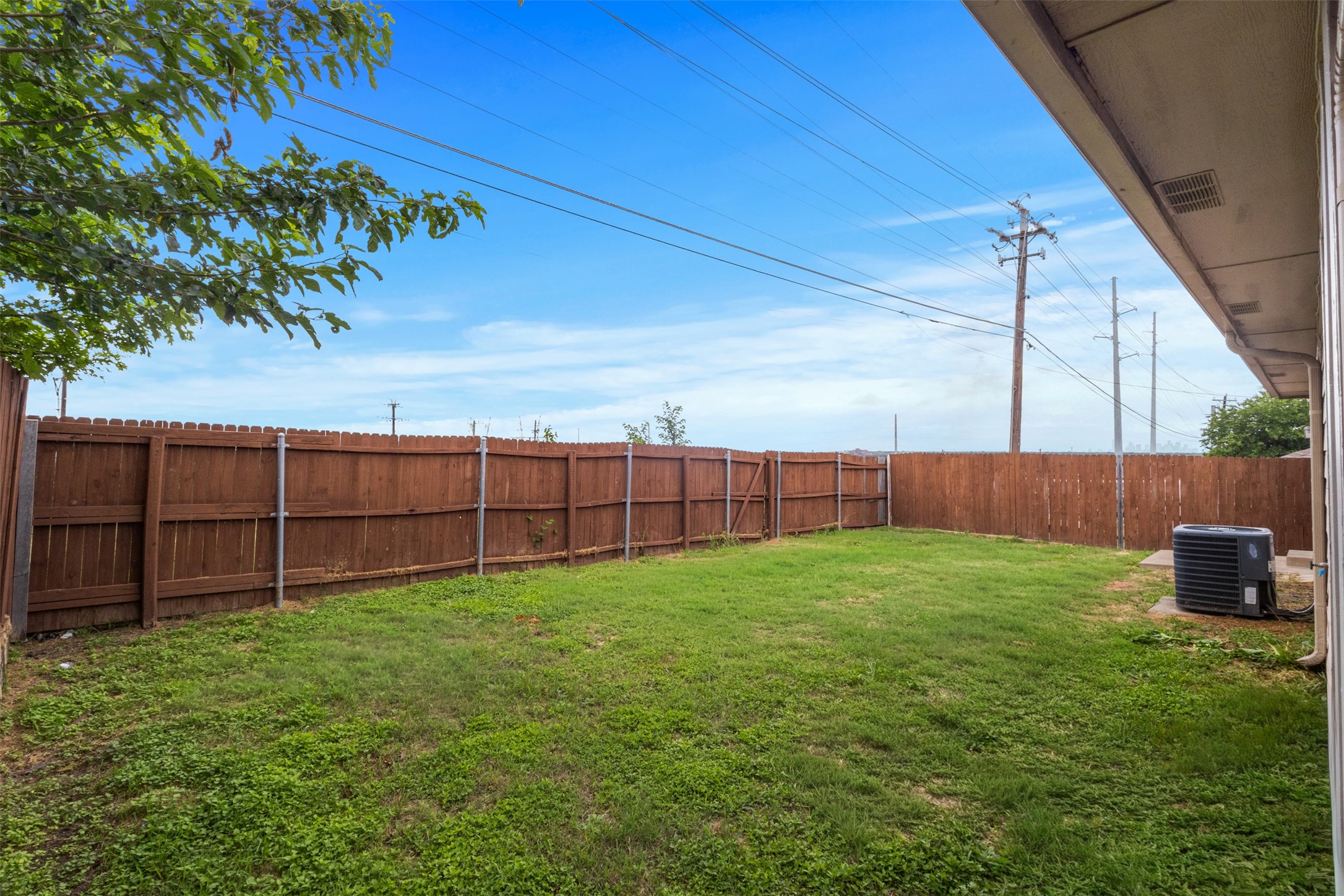 6163 Balcony Lane Dallas TX 75241