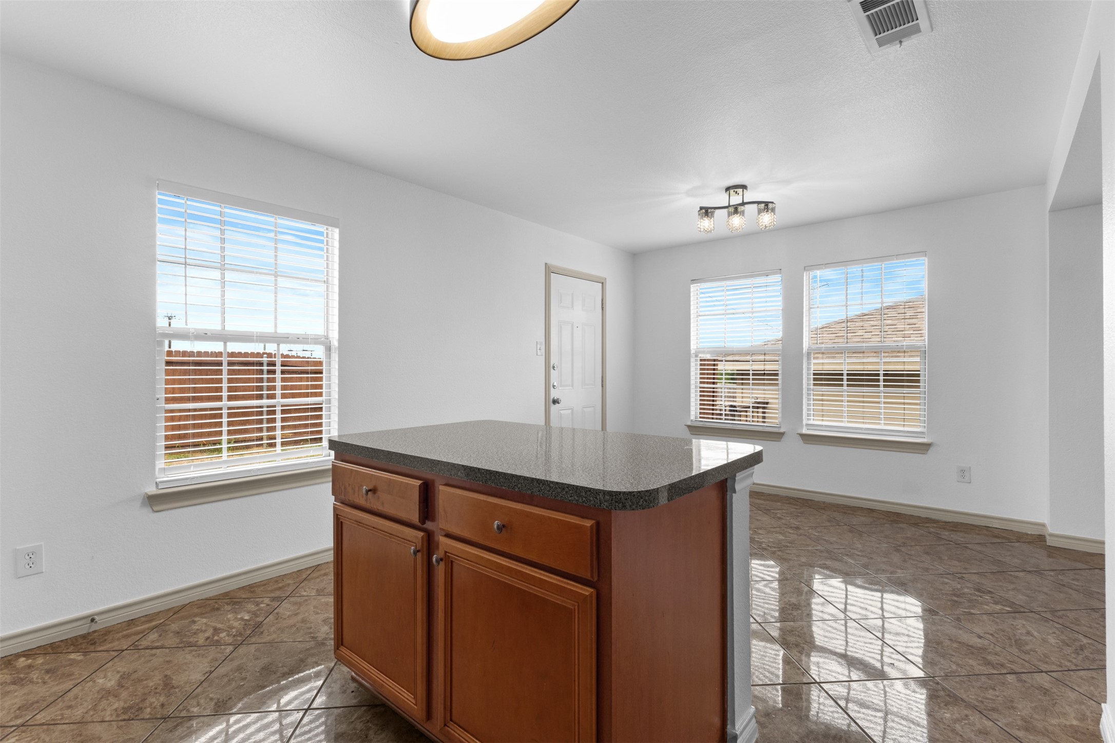 6163 Balcony Lane Dallas TX 75241