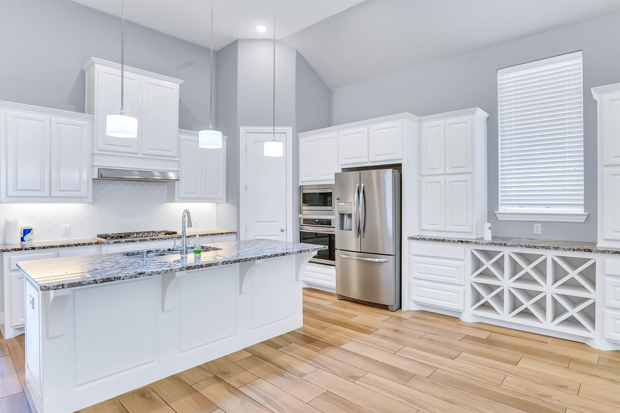 6108 Strada Cove Fort Worth TX 76123