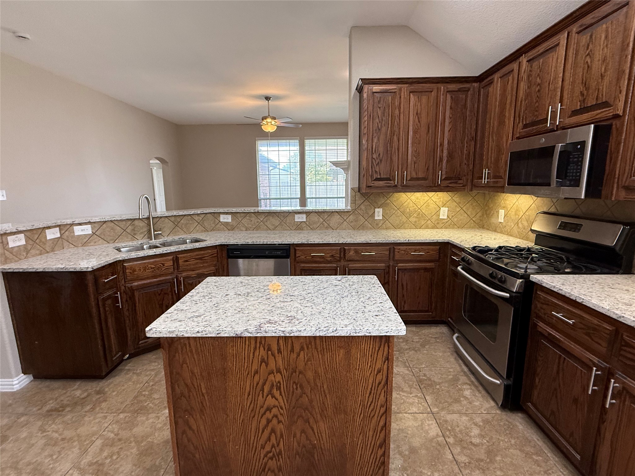 108 Cole Street Forney TX 75126