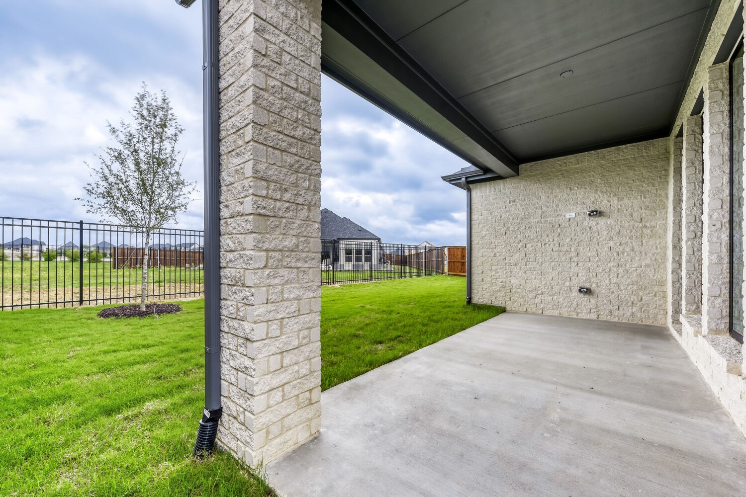 807 Open Range Drive Mansfield TX 76063
