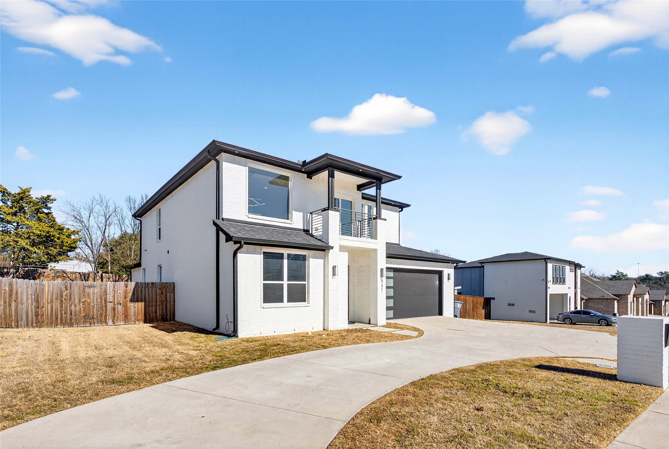 531 W Laureland Road Dallas TX 75232