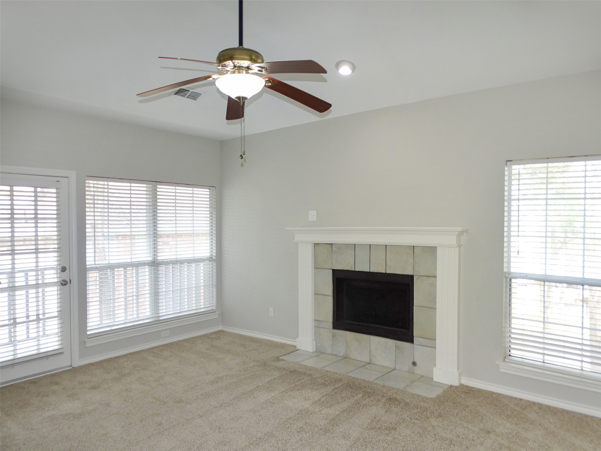 909 Hickory Knob Circle Cedar Hill TX 75104