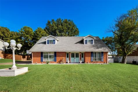 2302 Louise Lane Ennis TX 75119