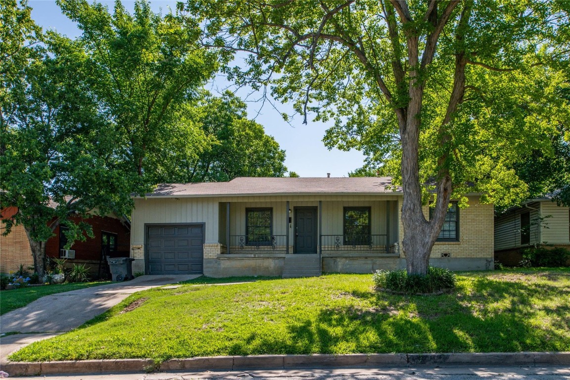 2321 Grandview Drive Fort Worth TX 76112