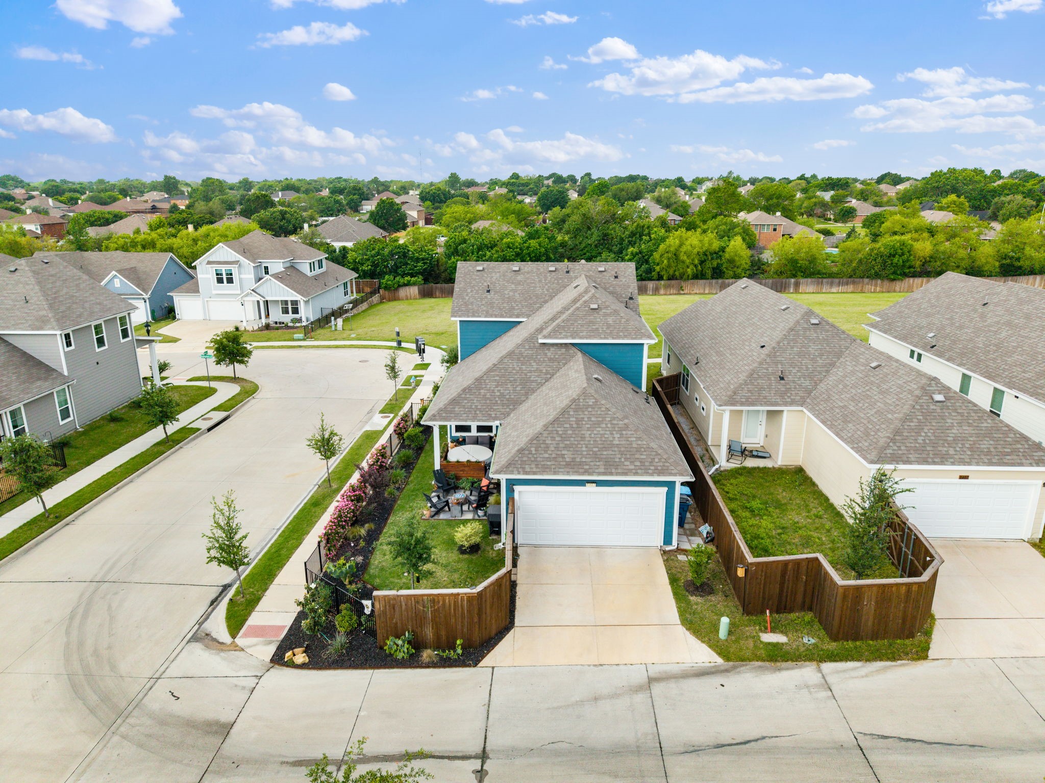 8403 Martinique Mews Rowlett TX 75089