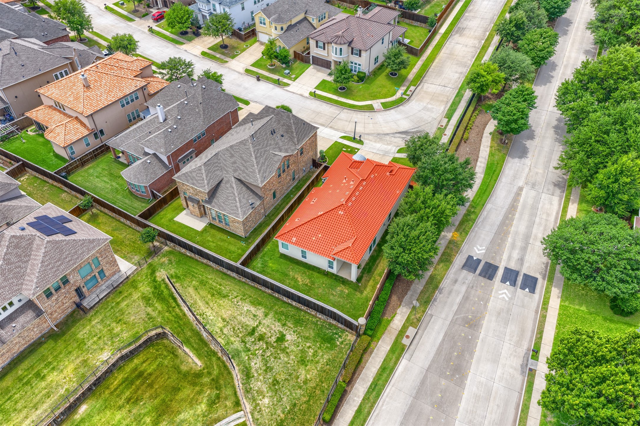 2572 History Lane Plano TX 75075