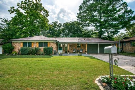 1117 Valley View Drive Hurst TX 76053