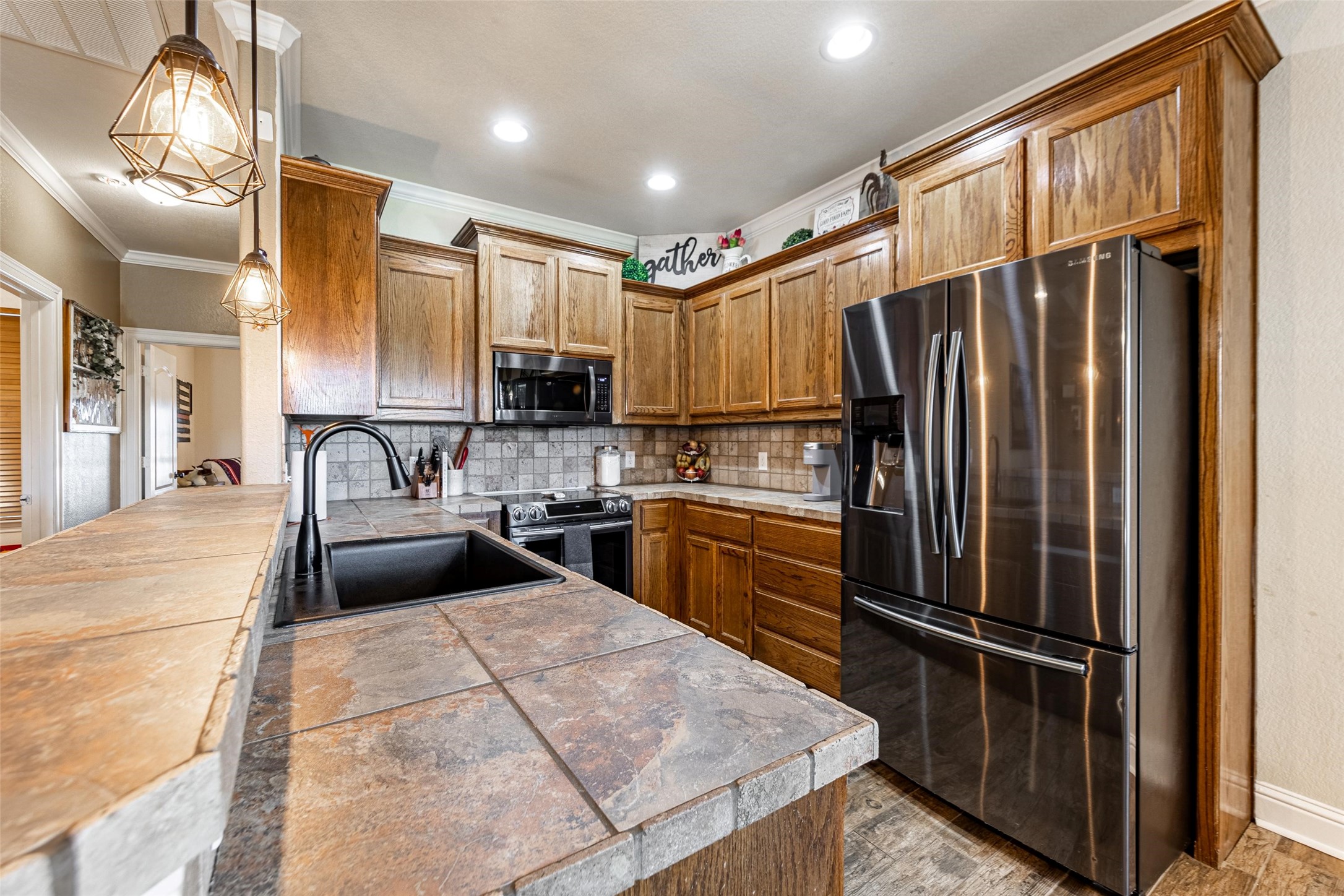 120 Hummingbird Weatherford TX 76088