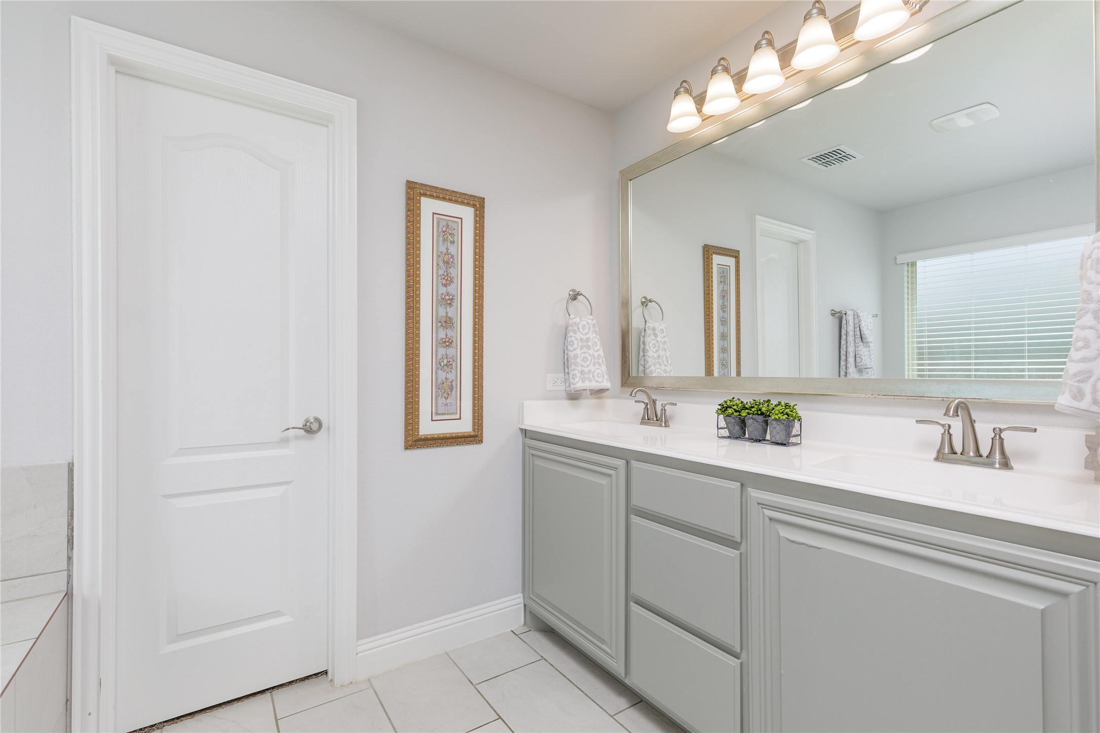 324 Roscoe Drive Fate TX 75087