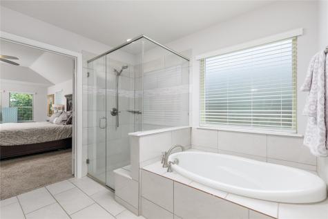 324 Roscoe Drive Fate TX 75087
