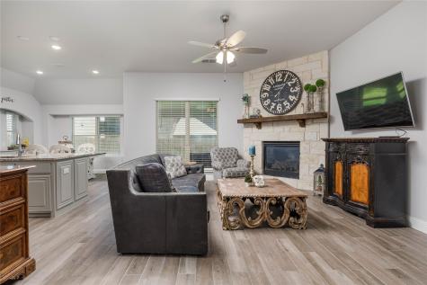 324 Roscoe Drive Fate TX 75087