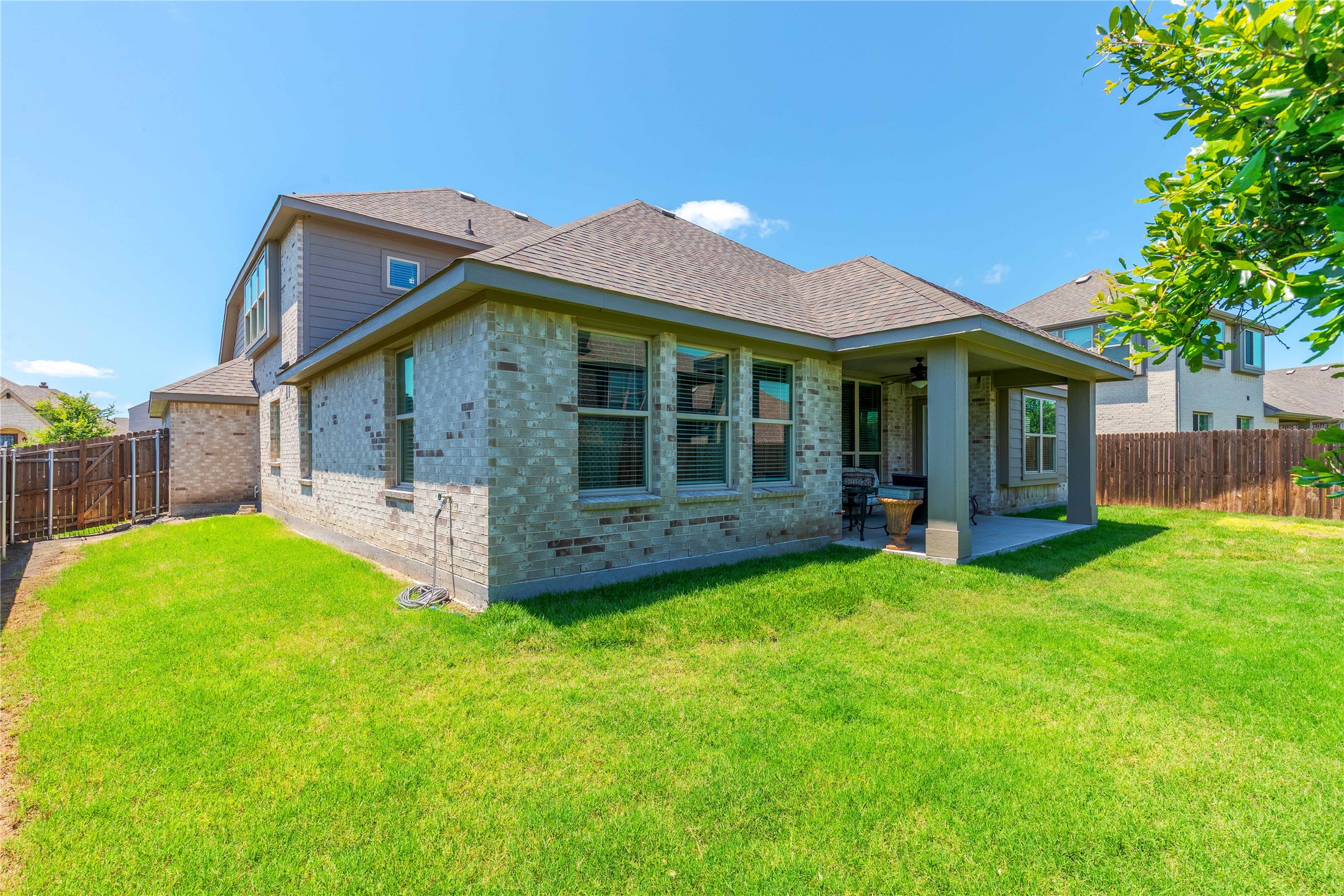 324 Roscoe Drive Fate TX 75087
