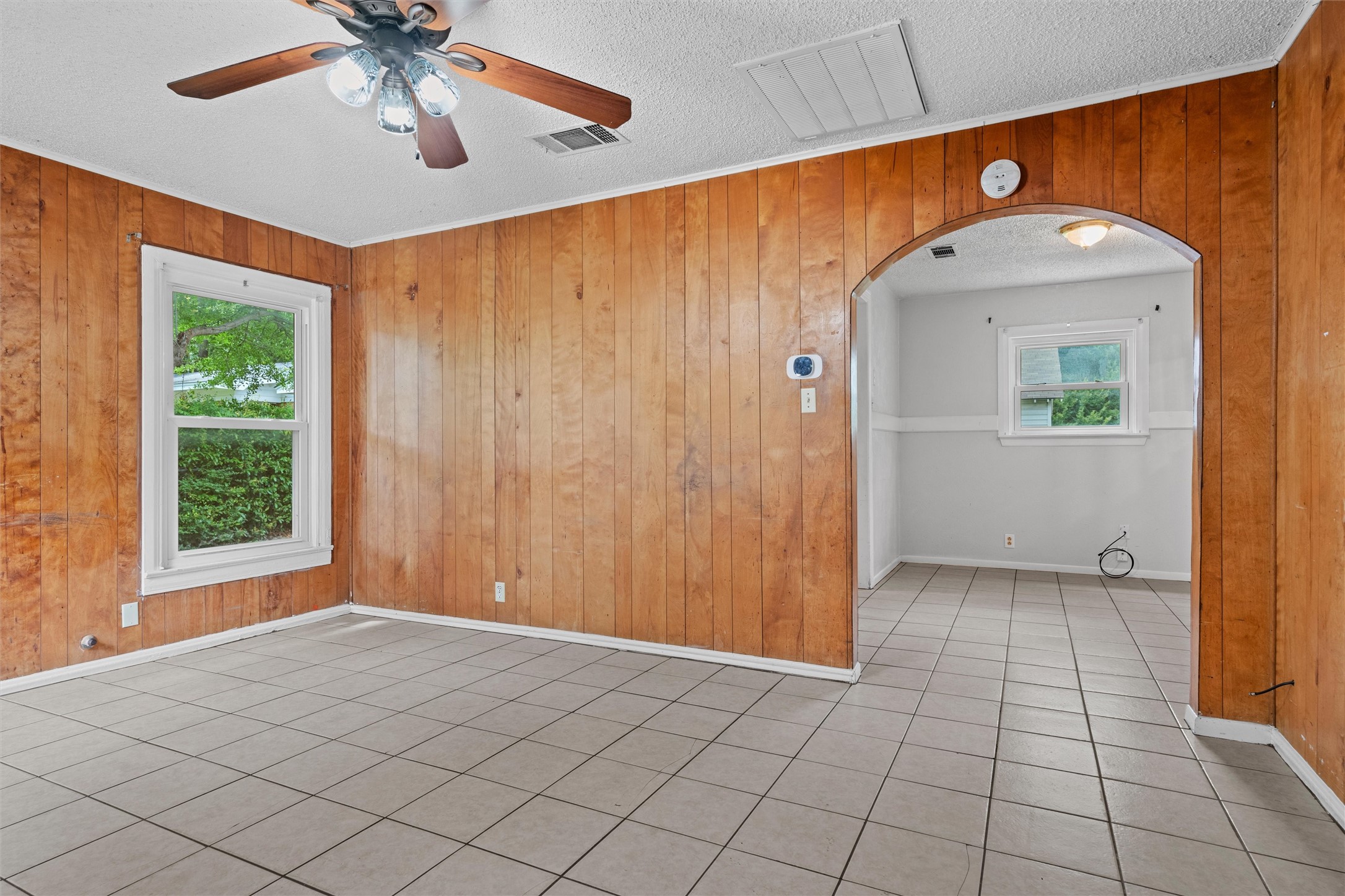 1015 Wilshire Boulevard Arlington TX 76012