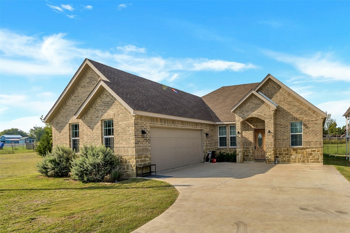 801 Shady Brook Lane Red Oak TX 75154