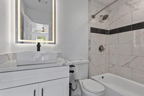922 S Windomere Avenue Dallas TX 75208
