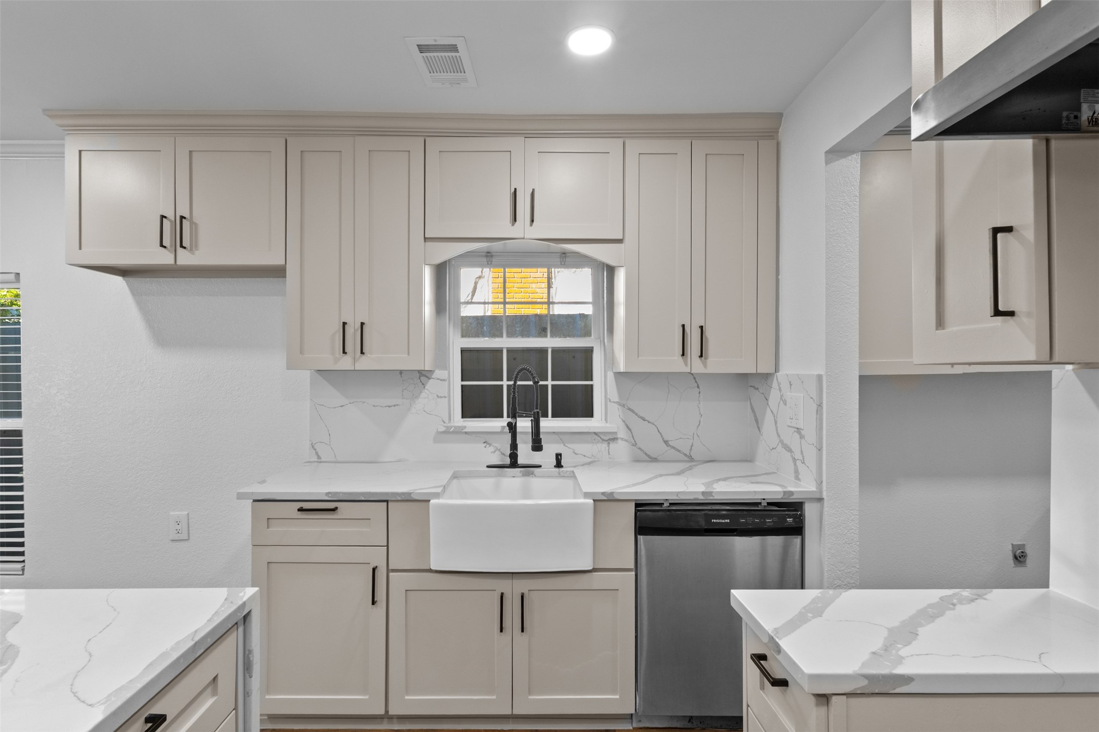 922 S Windomere Avenue Dallas TX 75208