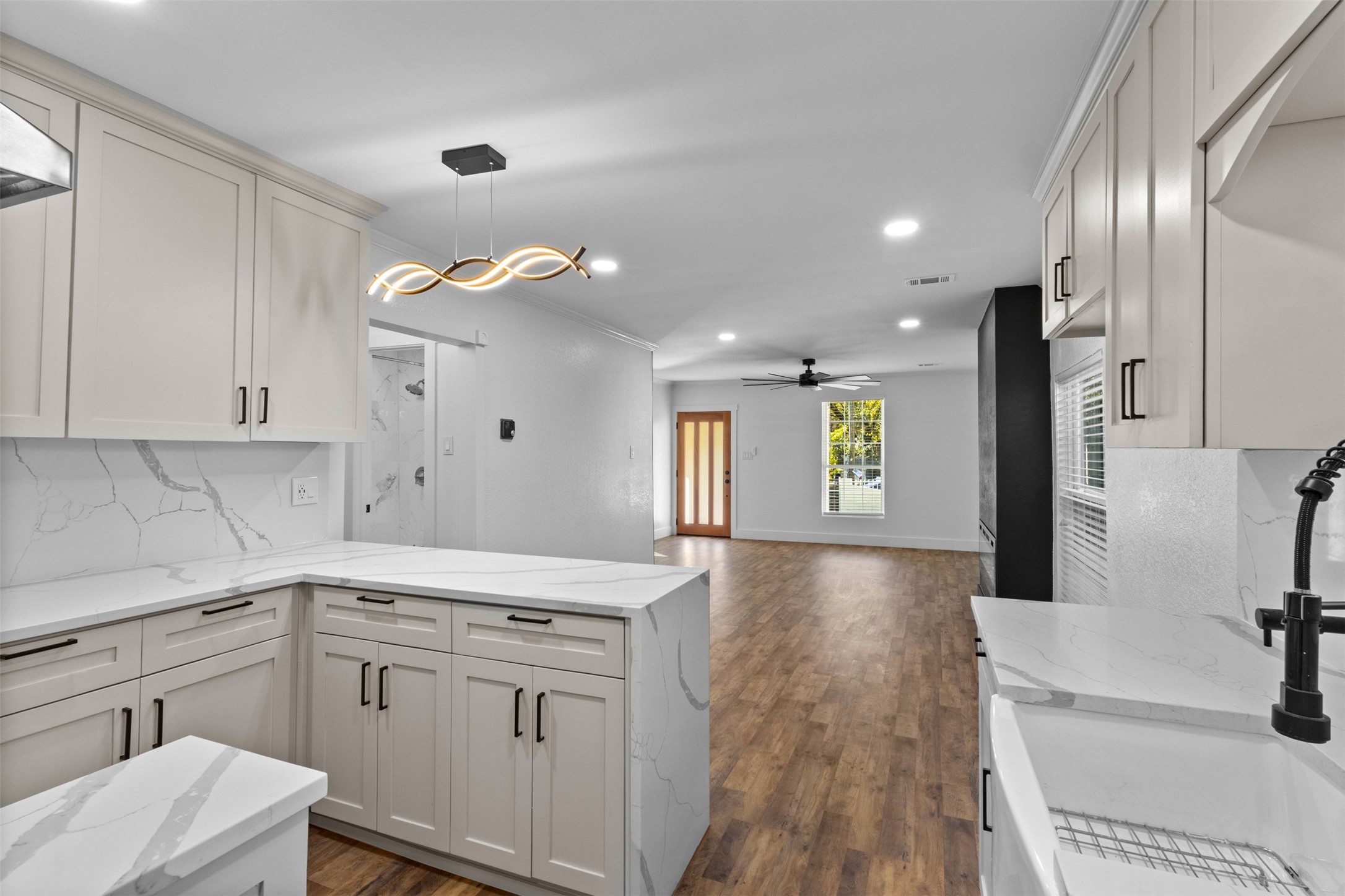 922 S Windomere Avenue Dallas TX 75208