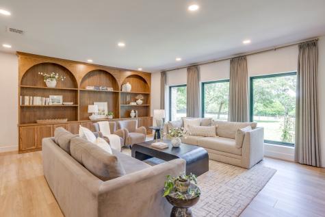 7117 County Road 406 Grandview TX 76050