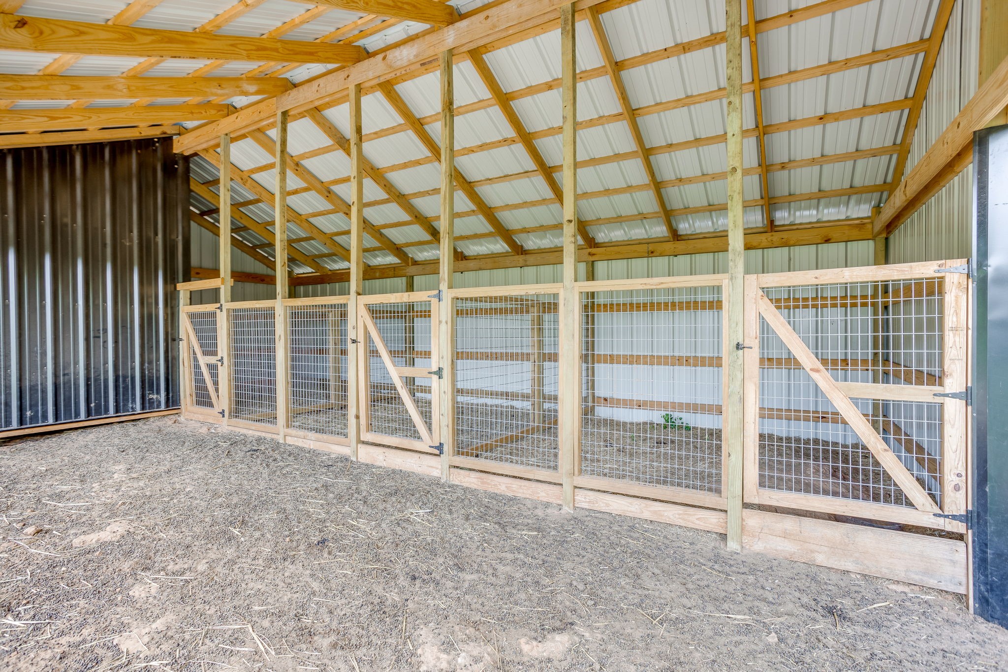 7117 County Road 406 Grandview TX 76050