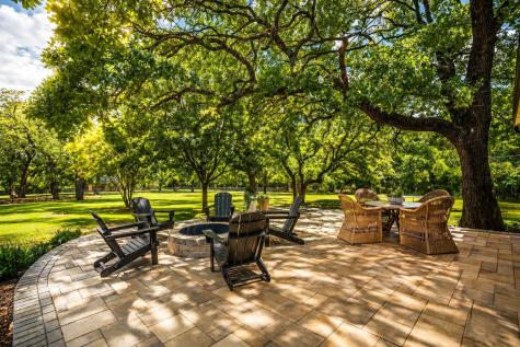 7117 County Road 406 Grandview TX 76050