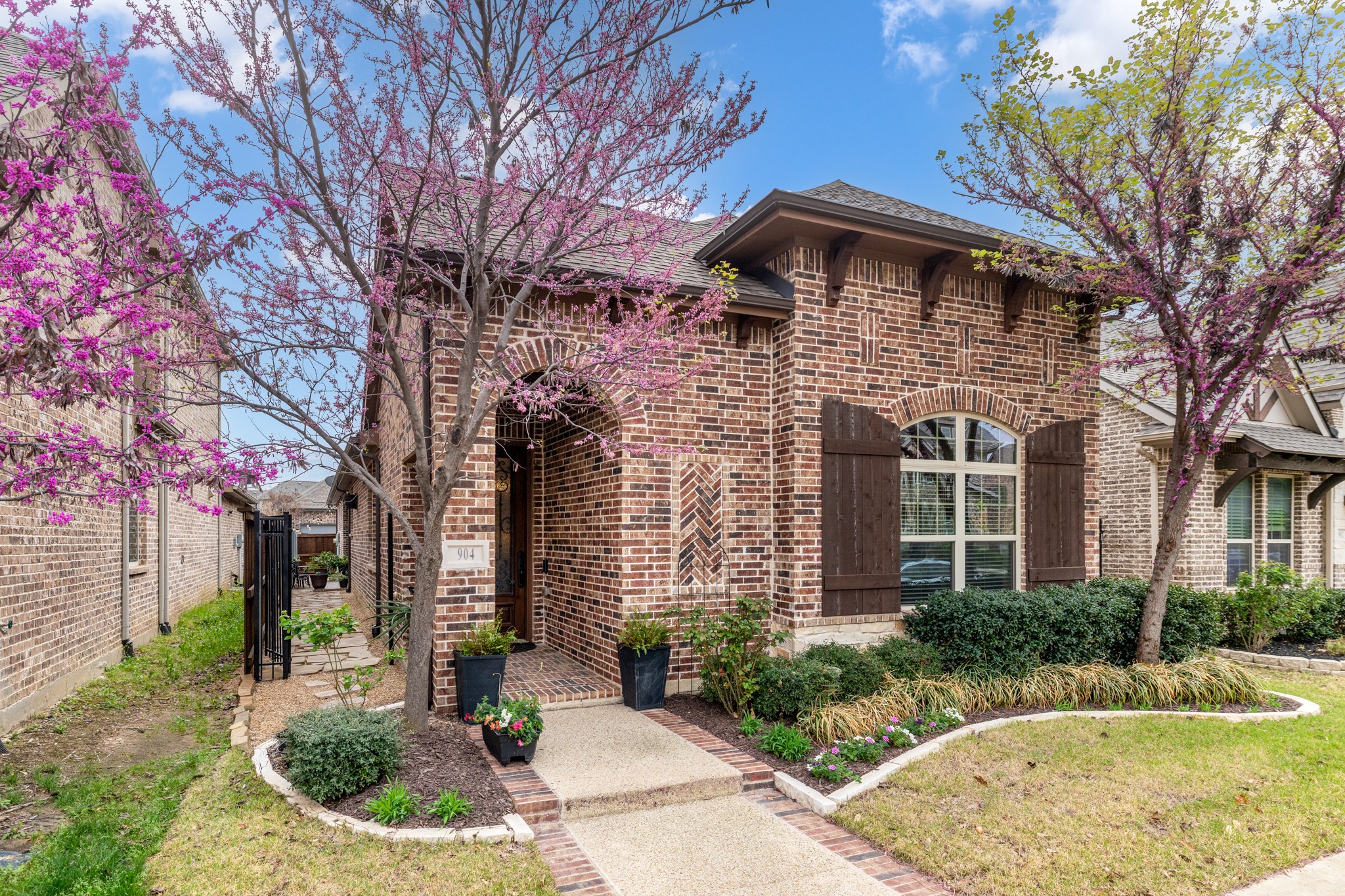904 Enchanted Wood Drive Arlington TX 76005
