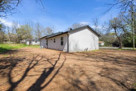 702 S Montgomery Street Gilmer TX 75644