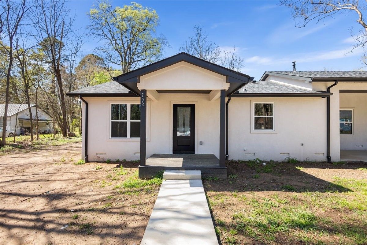 702 S Montgomery Street Gilmer TX 75644