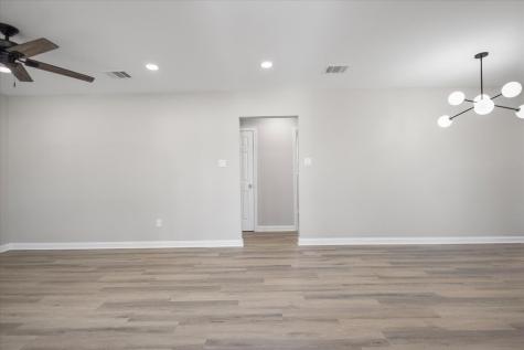 702 S Montgomery Street Gilmer TX 75644
