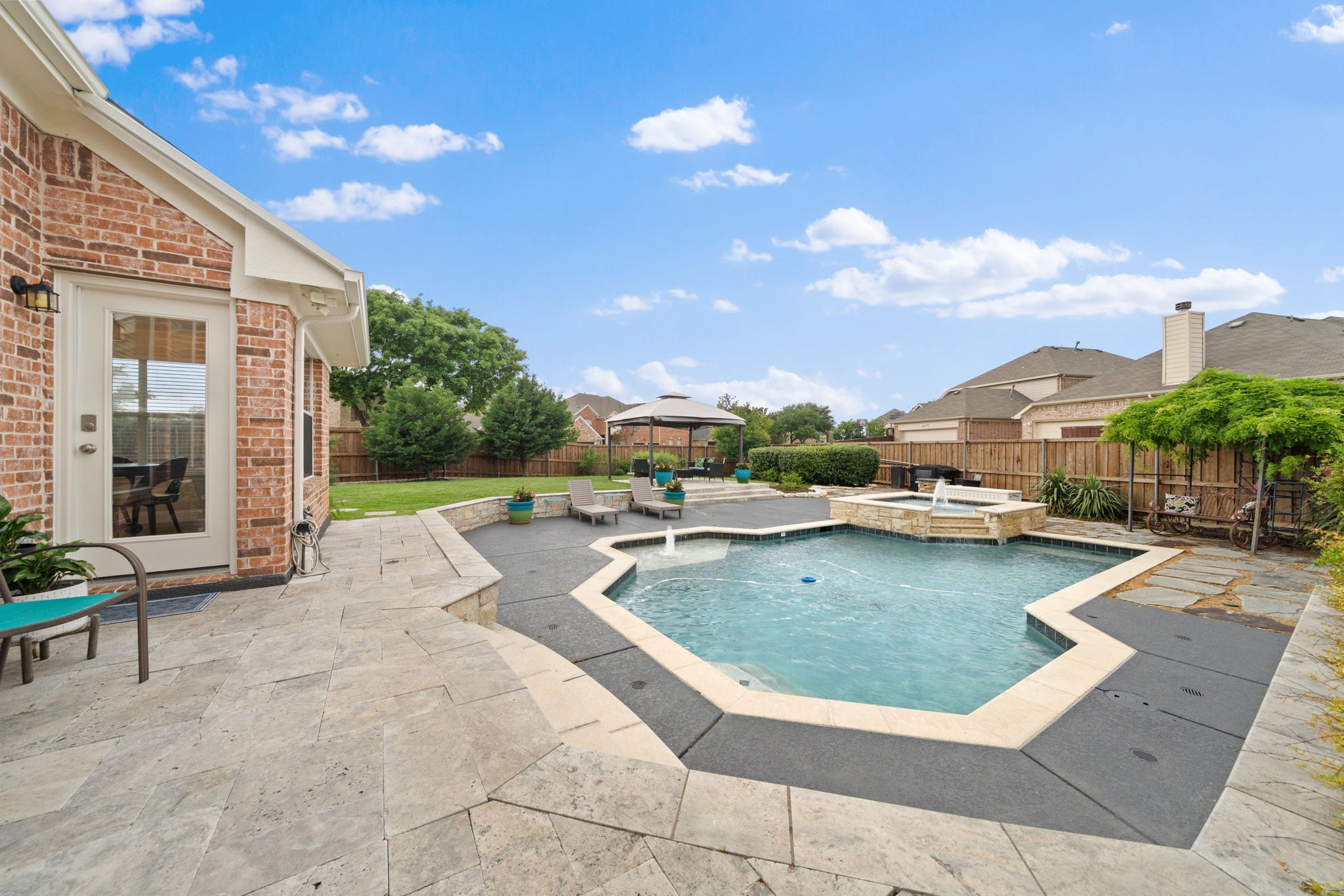 9420 Stonewood Drive Mckinney TX 75072