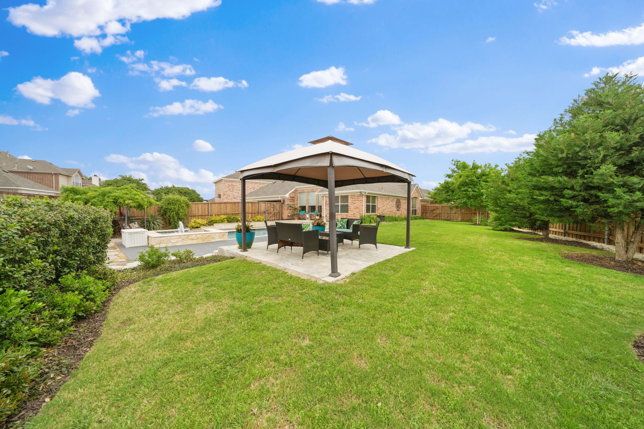 9420 Stonewood Drive Mckinney TX 75072
