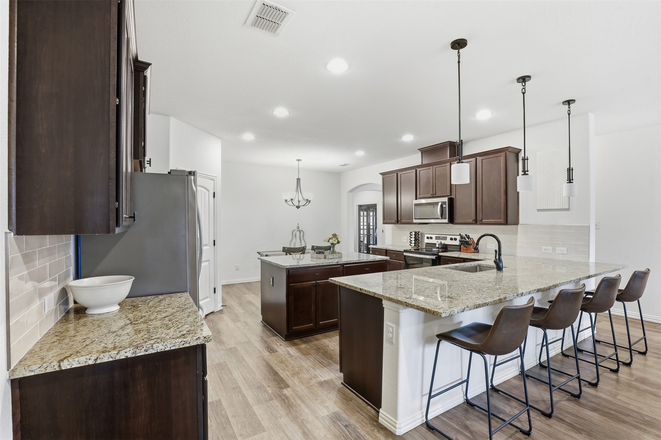 3205 Greenway Drive Burleson TX 76028