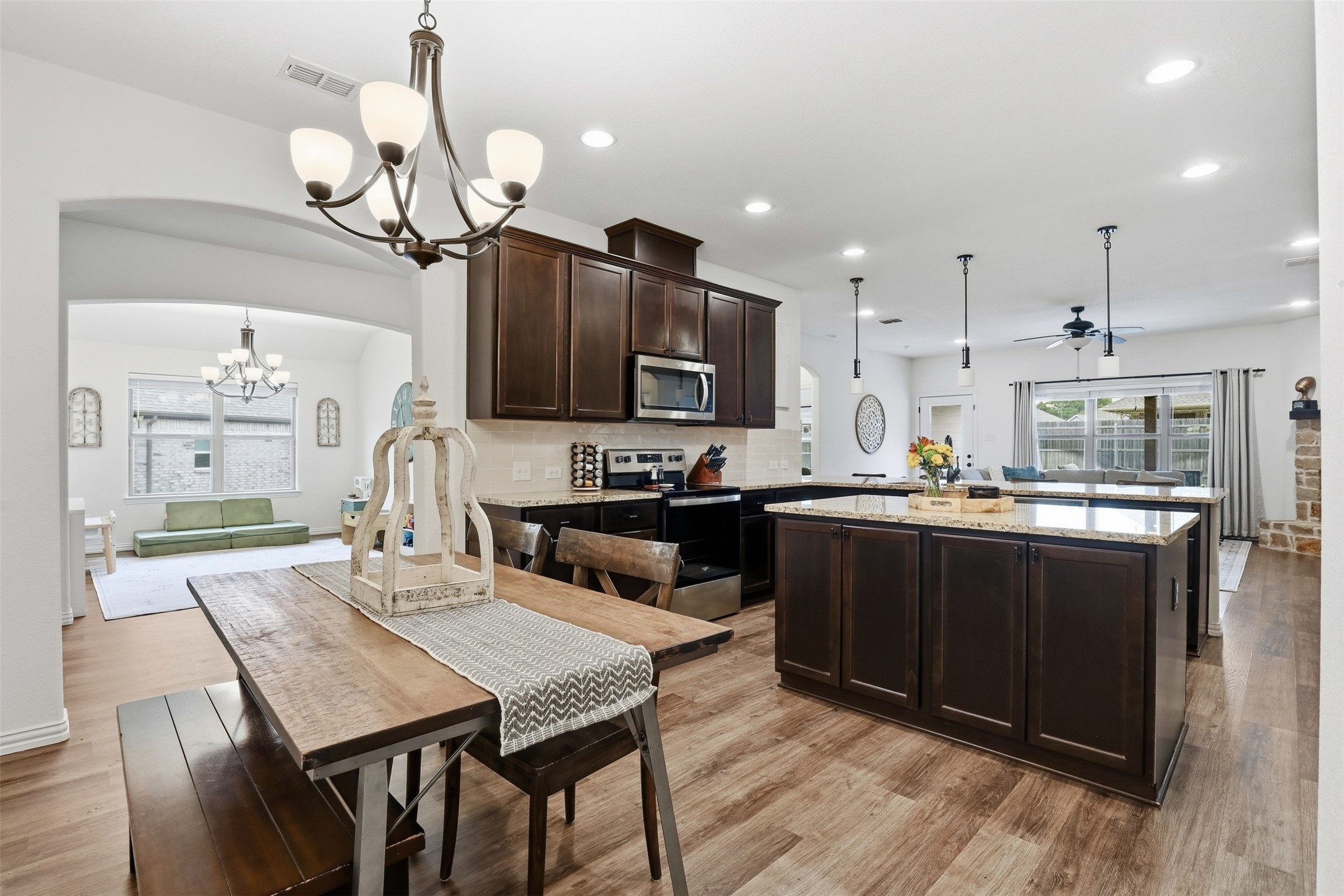 3205 Greenway Drive Burleson TX 76028
