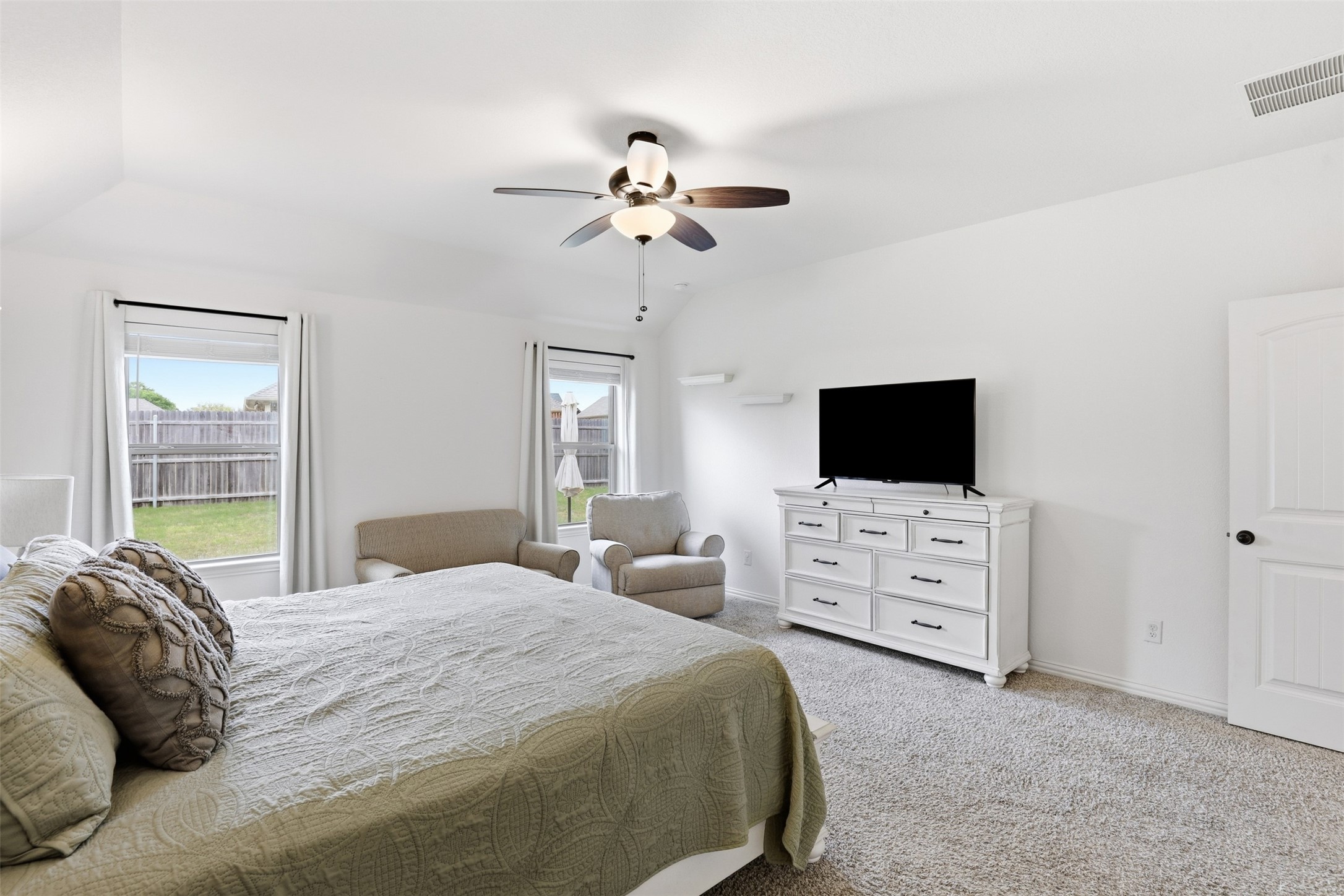3205 Greenway Drive Burleson TX 76028