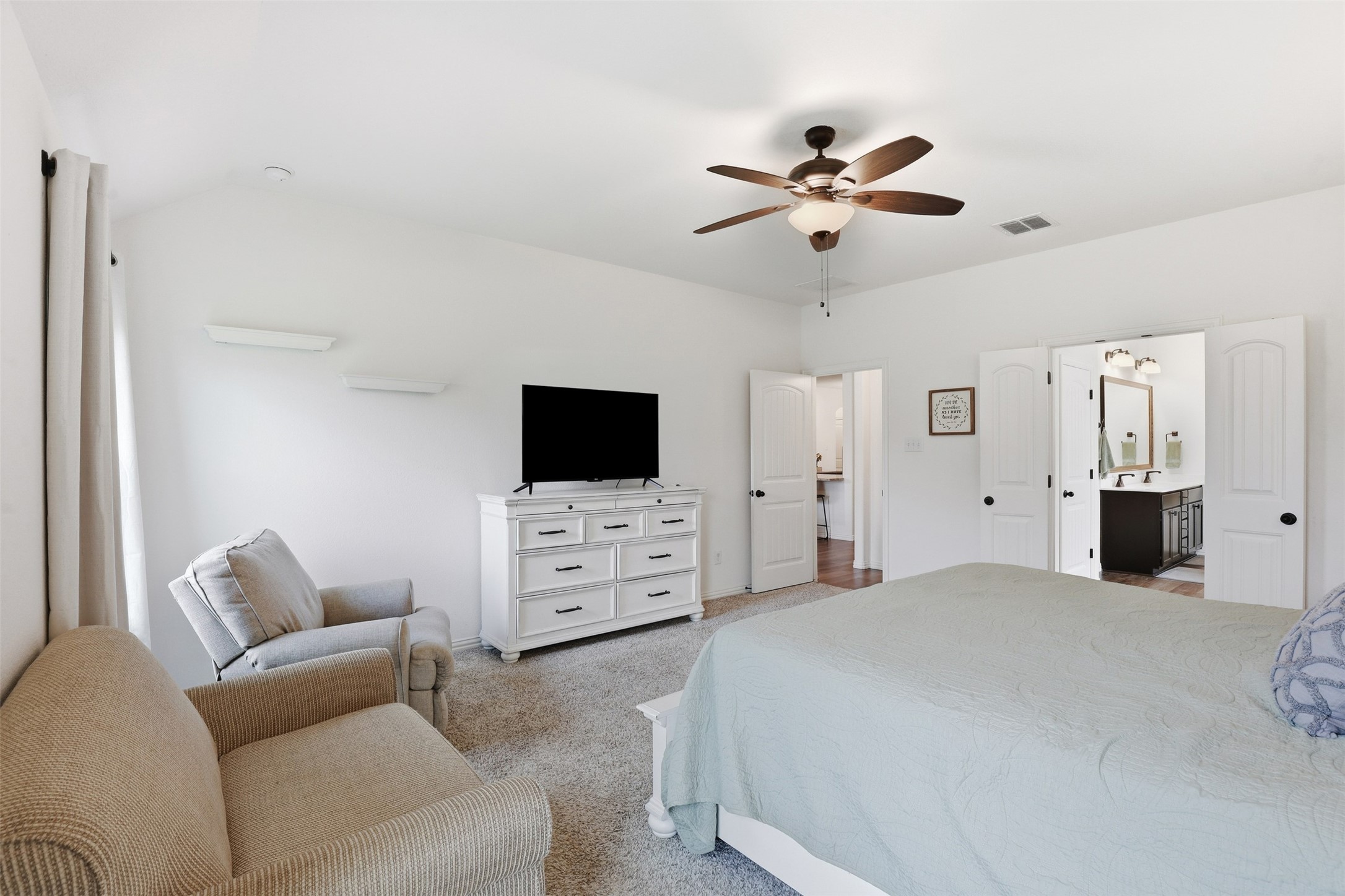 3205 Greenway Drive Burleson TX 76028