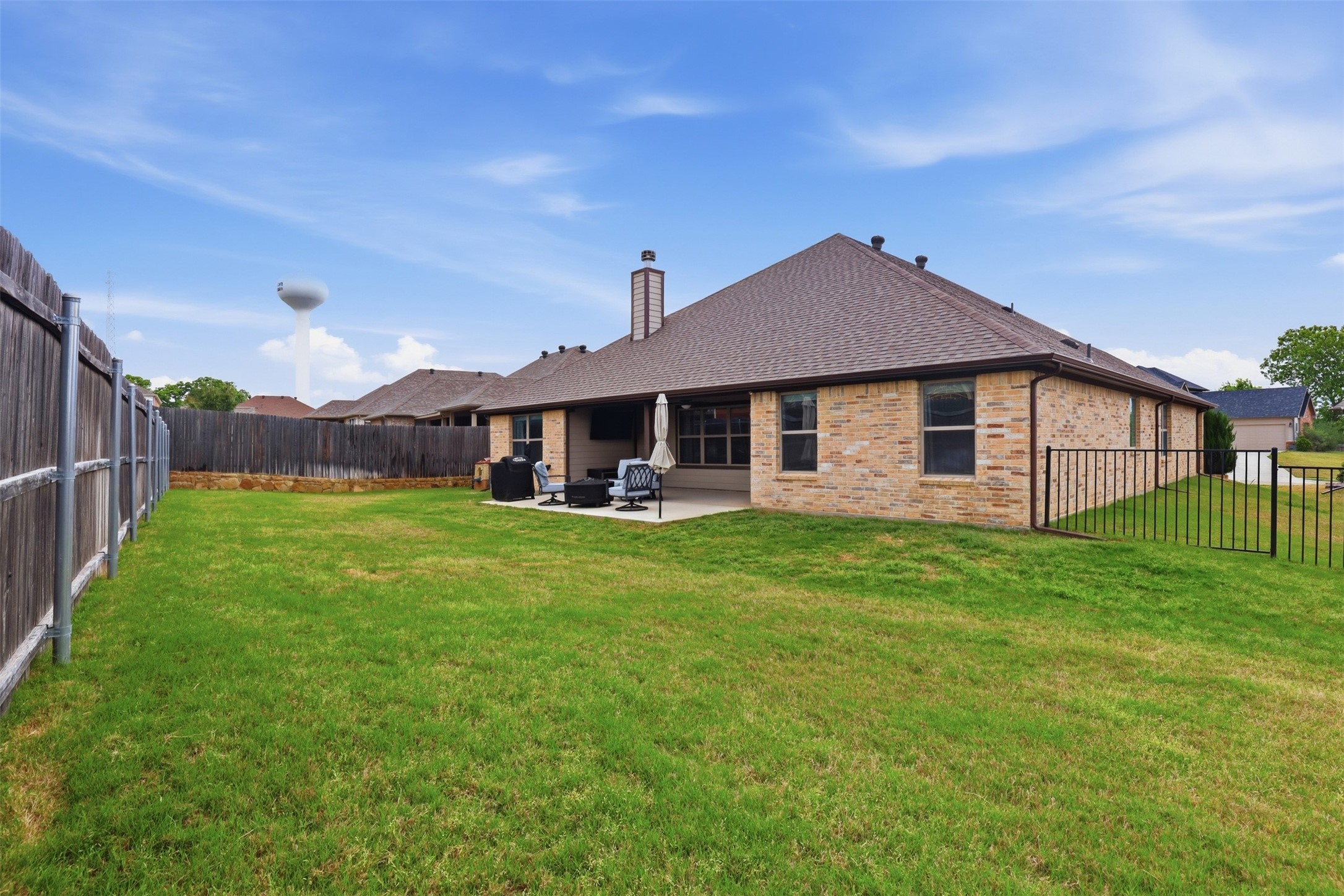 3205 Greenway Drive Burleson TX 76028