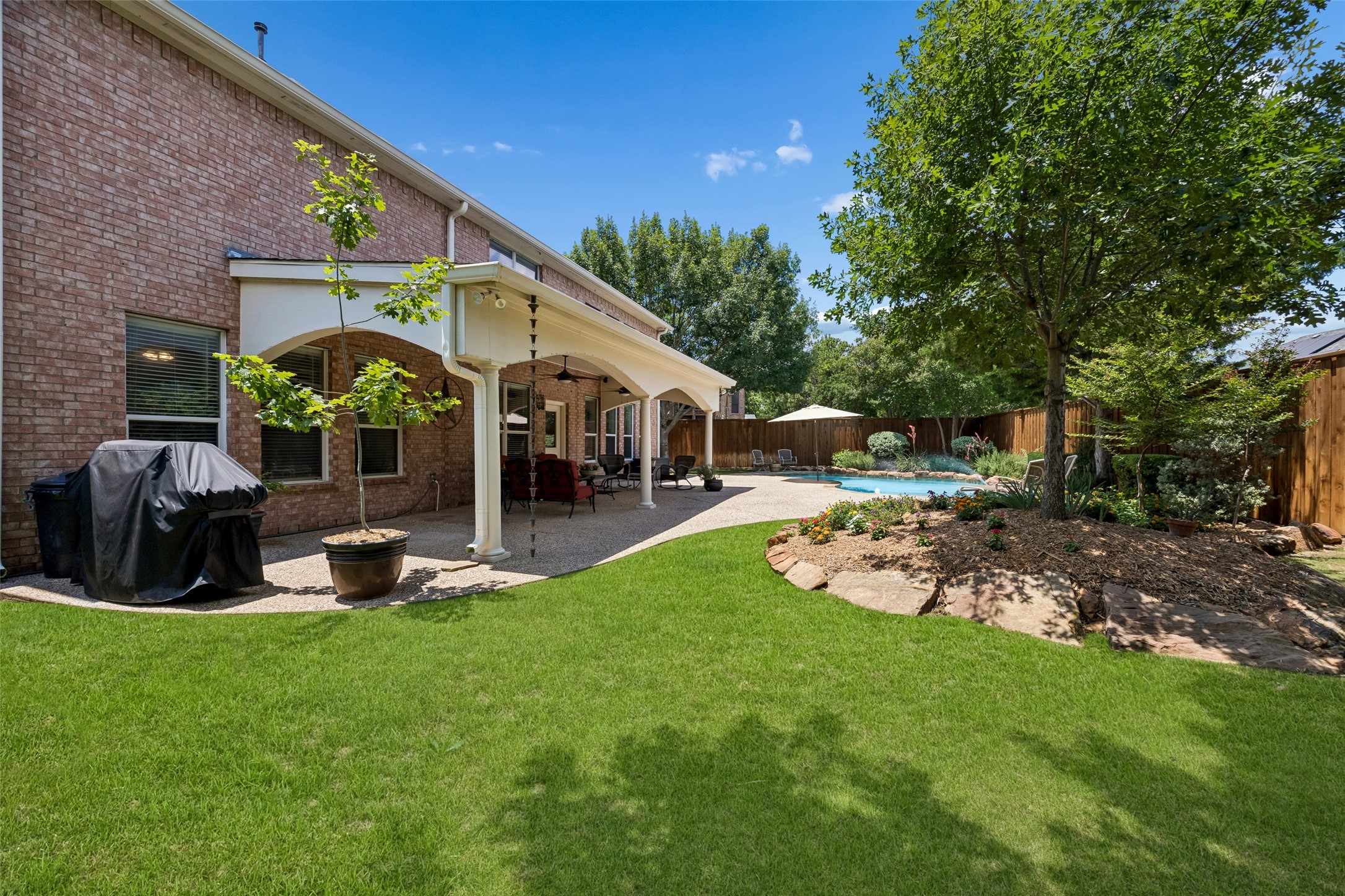8010 Kings Court Rowlett TX 75089