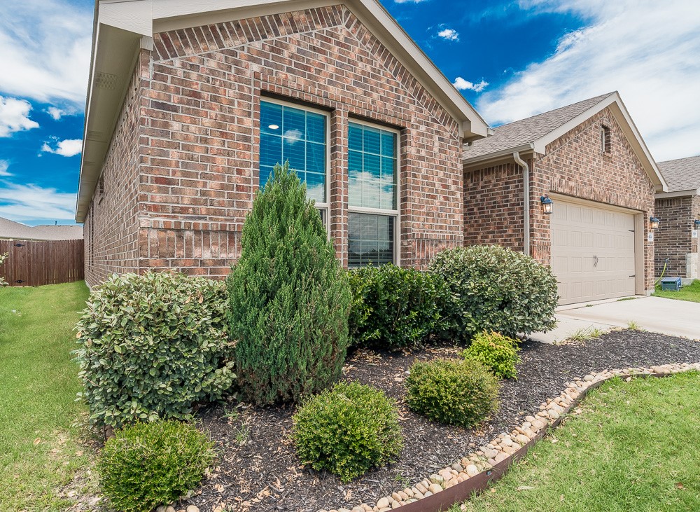 1804 Chamaeleon Drive Haslet TX 76052