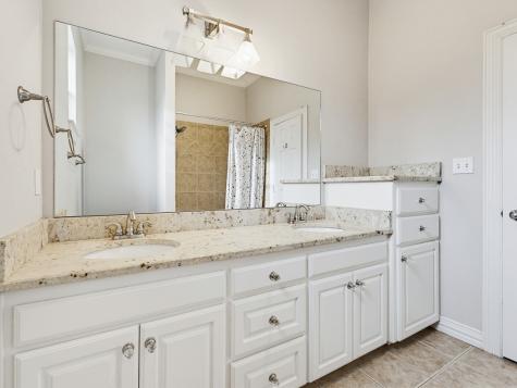 208 William Allen Lane Decatur TX 76234