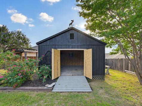 208 William Allen Lane Decatur TX 76234