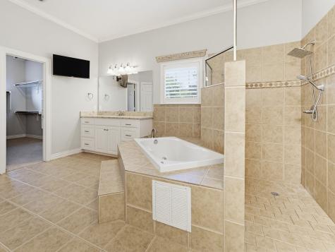 208 William Allen Lane Decatur TX 76234