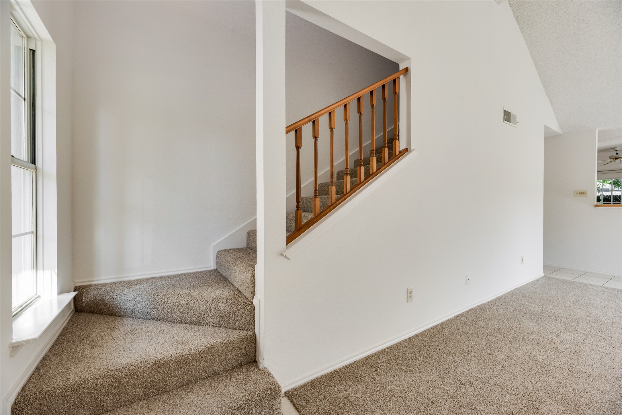2871 Red Oak Drive Grand Prairie TX 75052
