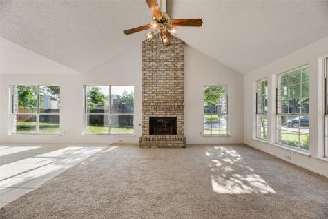2871 Red Oak Drive Grand Prairie TX 75052
